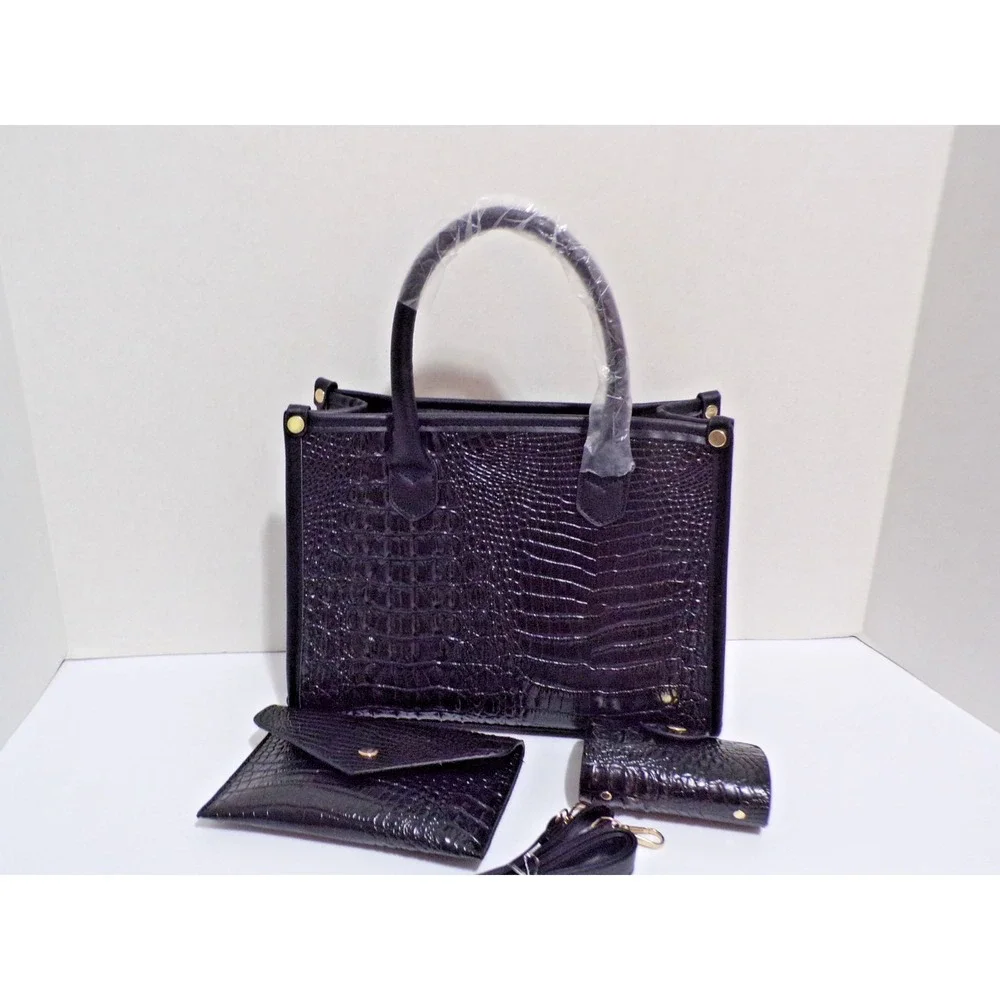 Black Handbag Shoulder Crossbody w/Makeup Bag & CC Holder Croc Like Texture